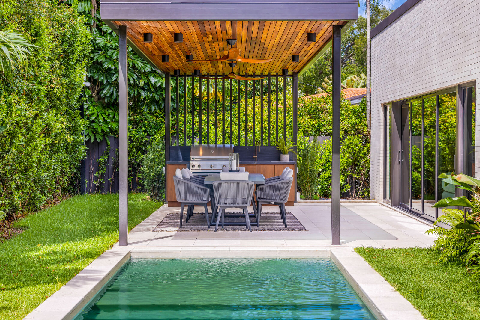 72 House — completed work, photograph 08