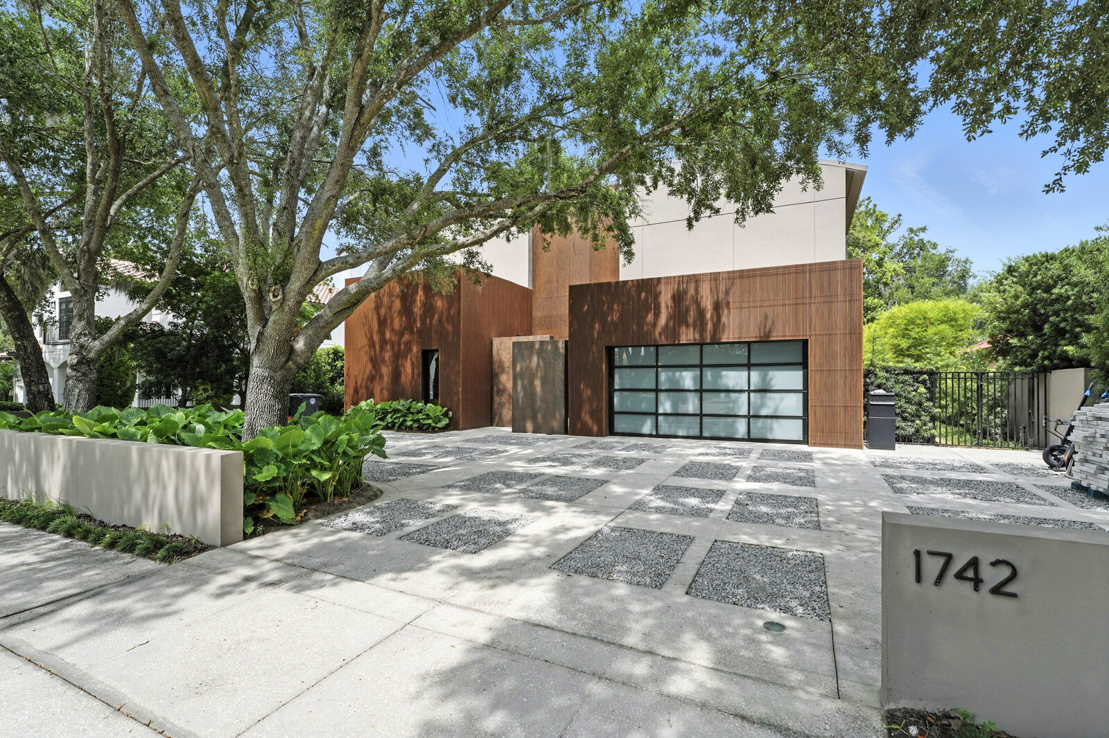 Temple House — completed front façade photograph
